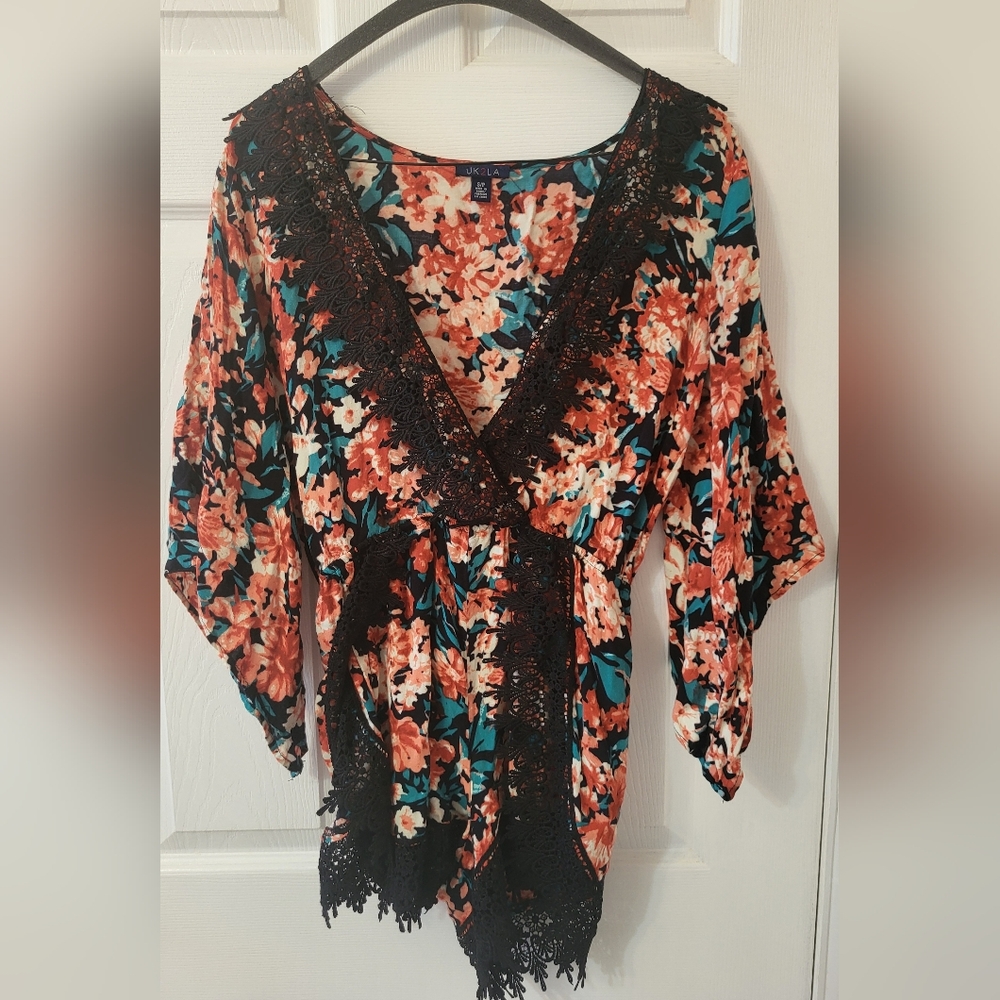 UK2LA Black and Orange Floral Lace Blouse